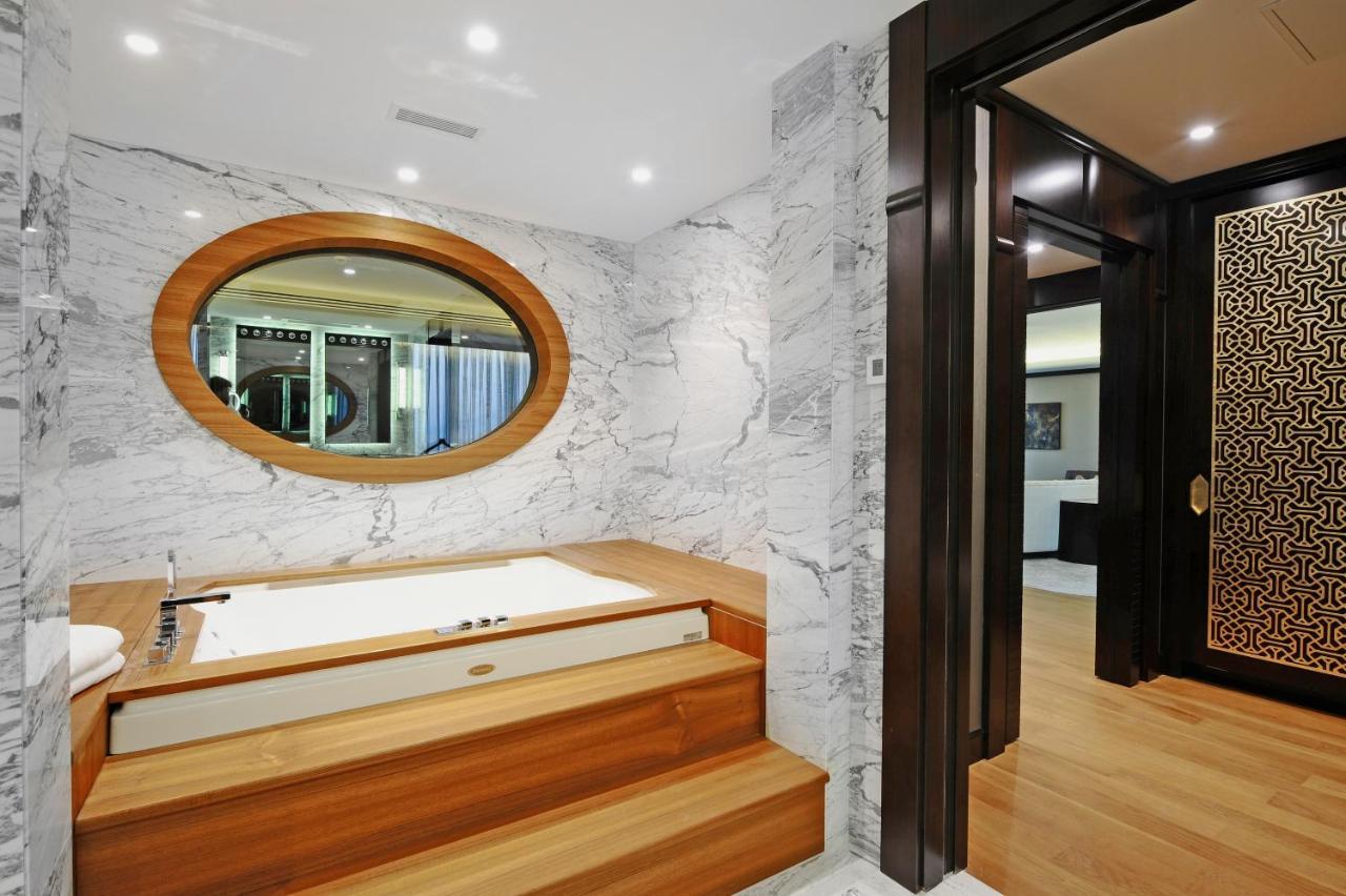 Crowne Plaza Bursa Convention Center & Thermal Spa By Ihg Exteriör bild Bathroom