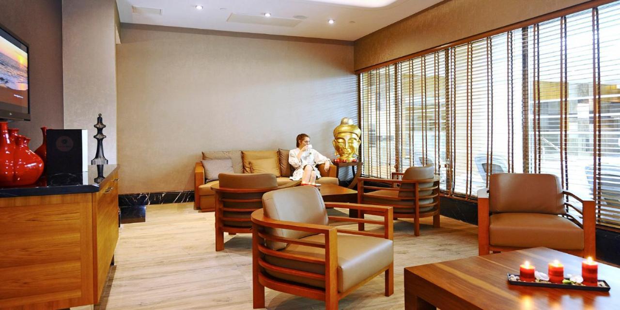 Crowne Plaza Bursa Convention Center & Thermal Spa By Ihg Exteriör bild The interior of the Thai Airways First Class Lounge at Suvarnabhumi Airport