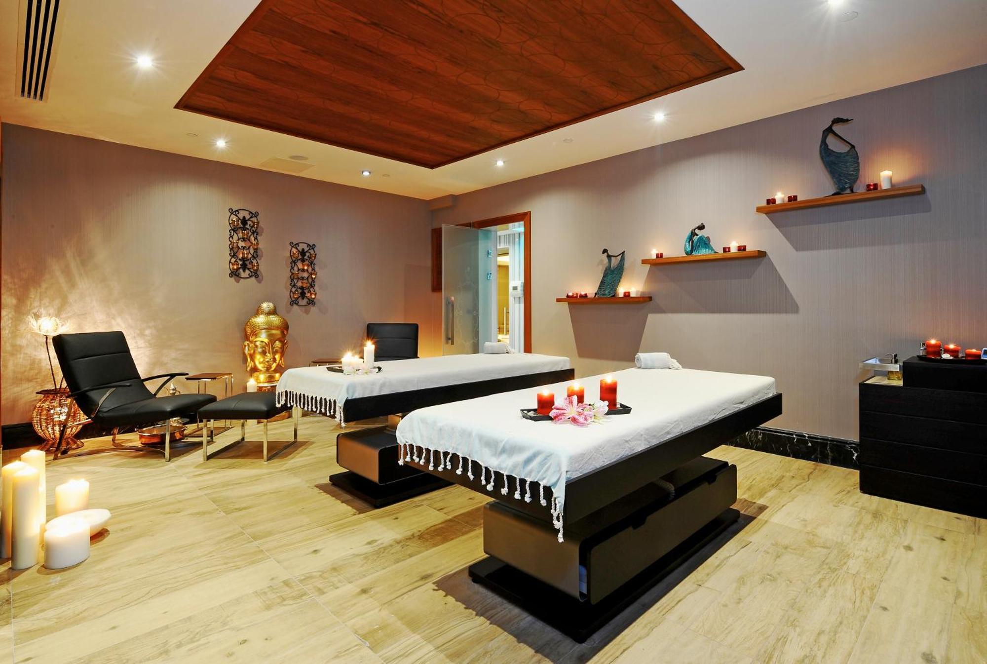 Crowne Plaza Bursa Convention Center & Thermal Spa By Ihg Exteriör bild Spa treatment room